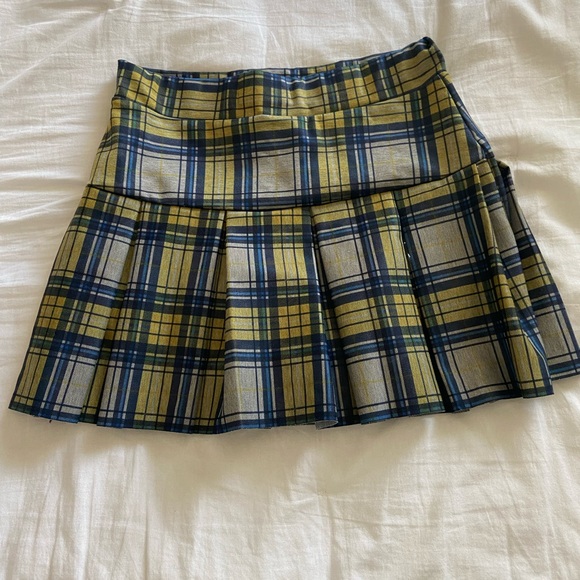 Mini skit - Picture 1 of 2